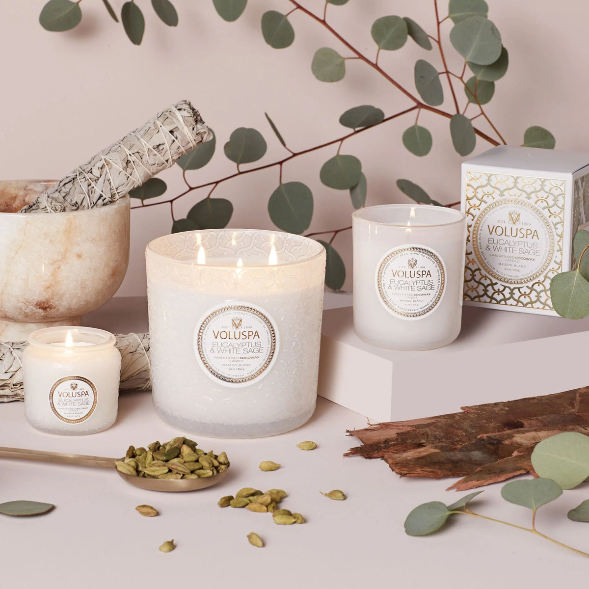 Voluspa - Petite Jar Candle - Eucalyptus & White Sage