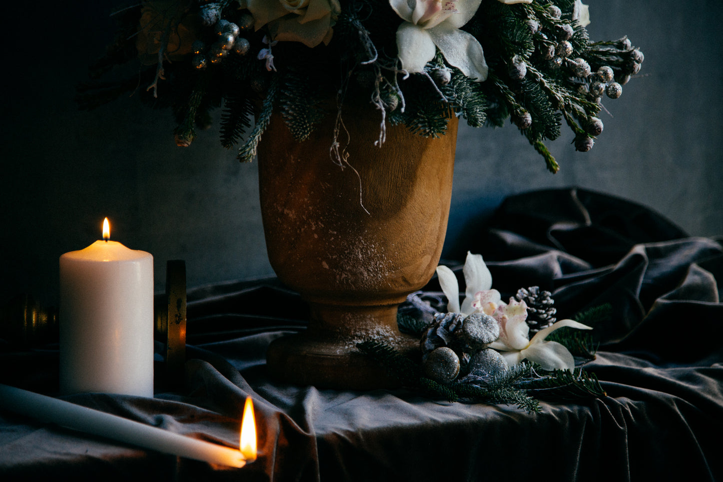 Winter's Lullaby Pedestal